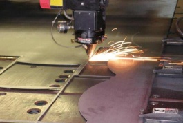 Khám phá ngay phương pháp cắt kim loại bằng tia laser phổ biến hiện nay